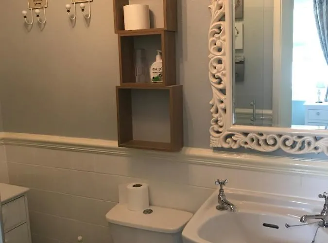Anchorage House Pensionat 3*